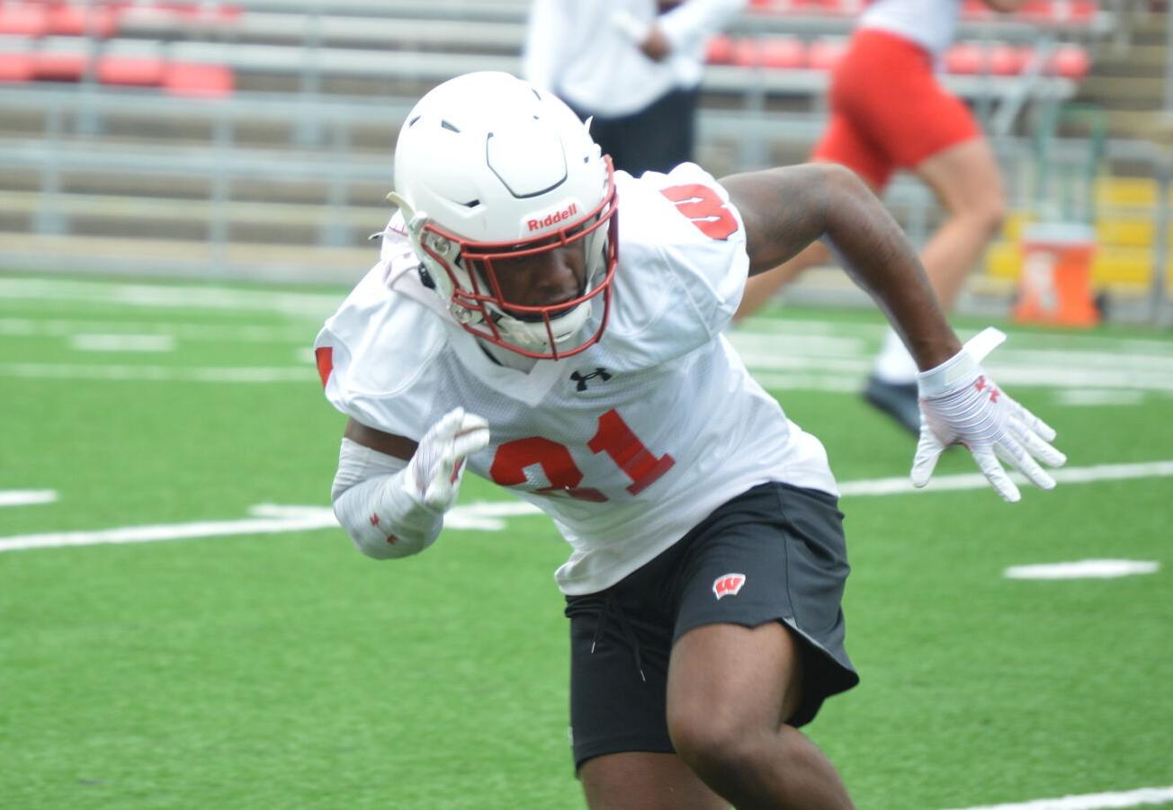 Wisconsin cornerback Amaun Williams